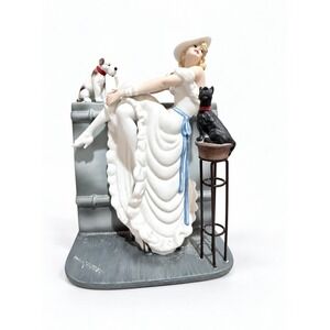 Vintage Louis Icart Figurine 1936 Au Bar Heirloom Tradition Porcelain #1711/7500